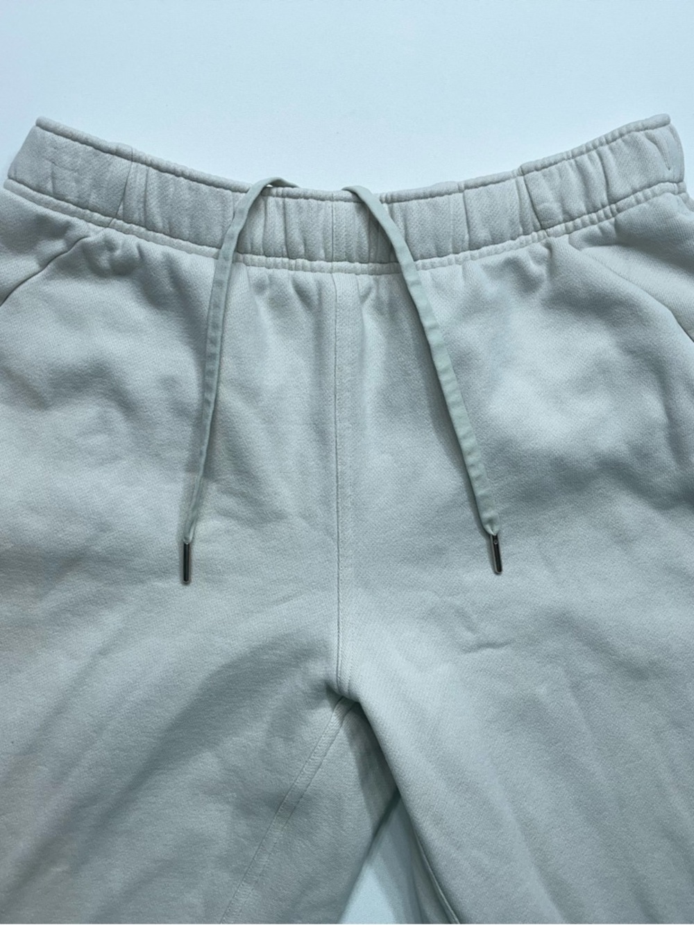 Lululemon Scuba MR Oversized Jogger Womens Size Medium LW5GLNS Bone White Heavy - Picture 9 of 16